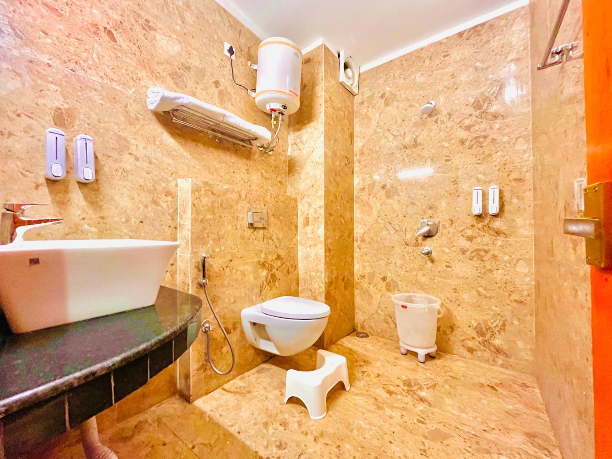 The Kempty Osasis - A Boutique Resort With Scenic Mountain View In Мусори Екстериор снимка