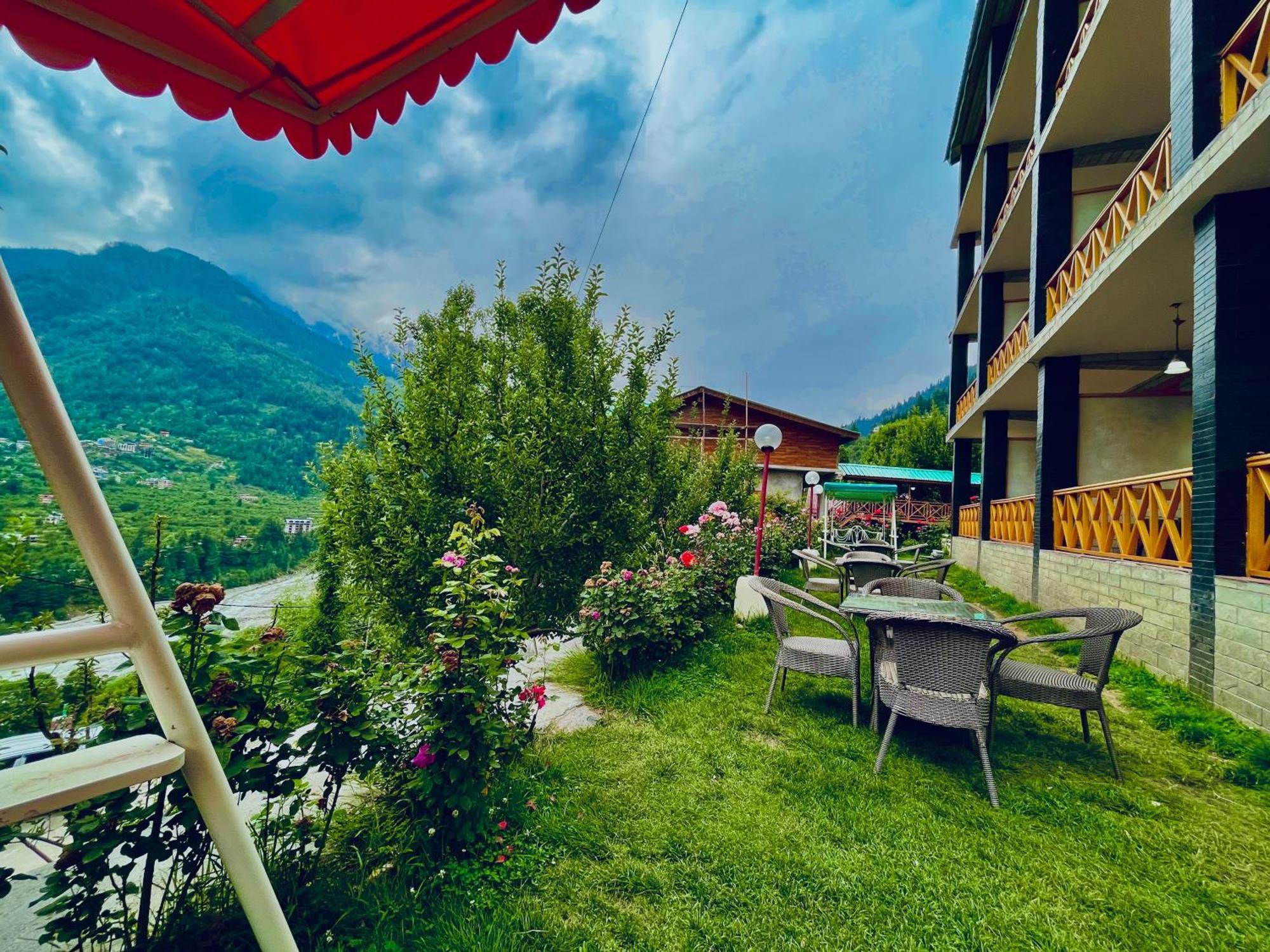 The Kempty Osasis - A Boutique Resort With Scenic Mountain View In Мусори Екстериор снимка