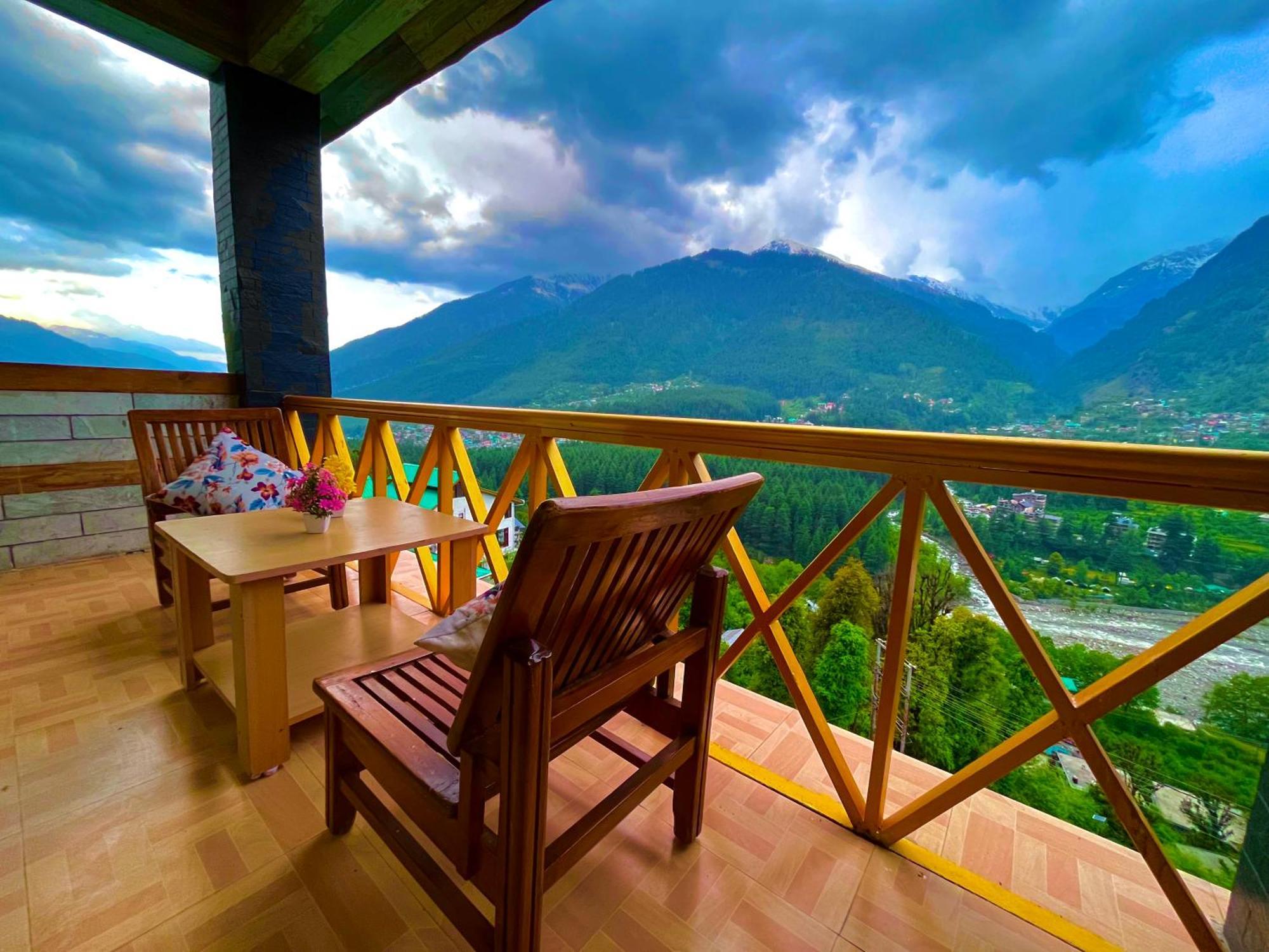 The Kempty Osasis - A Boutique Resort With Scenic Mountain View In Мусори Екстериор снимка